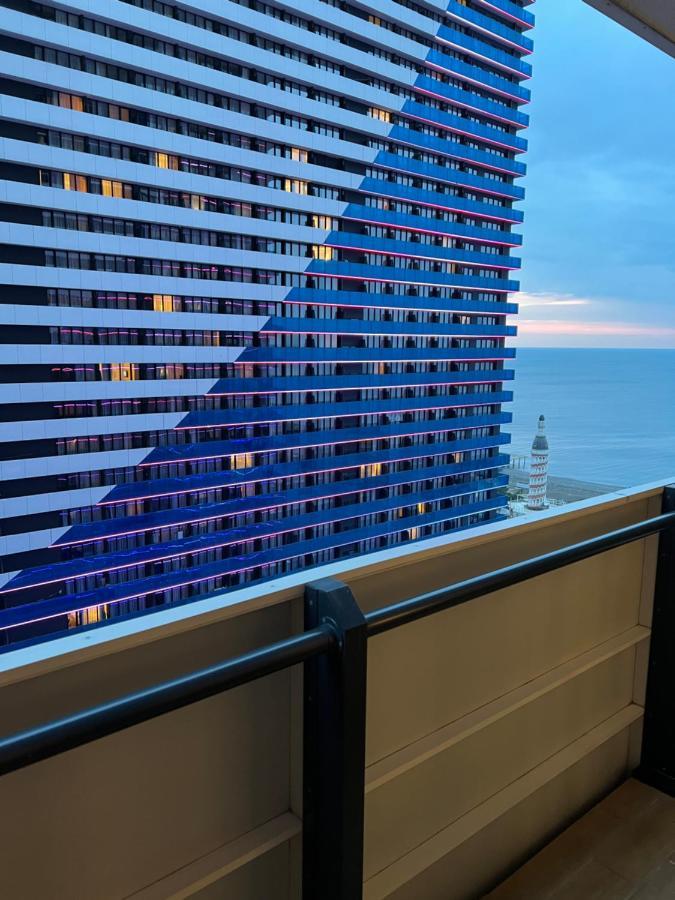 Orbi City Suite Μπατούμι Εξωτερικό φωτογραφία
