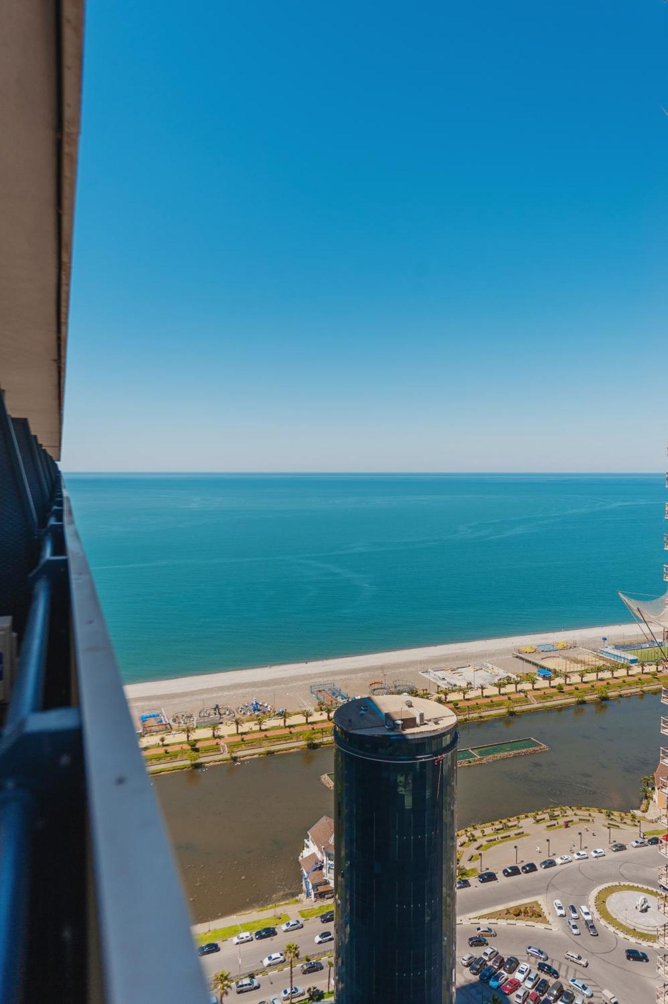 Orbi City Suite Μπατούμι Εξωτερικό φωτογραφία