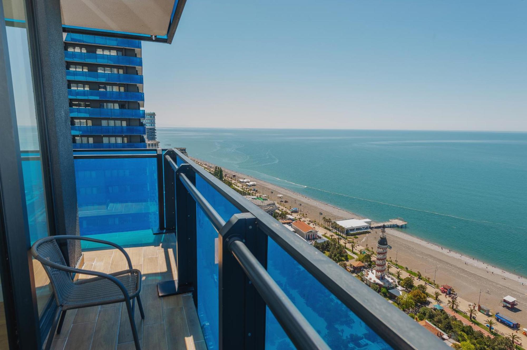 Orbi City Suite Μπατούμι Εξωτερικό φωτογραφία