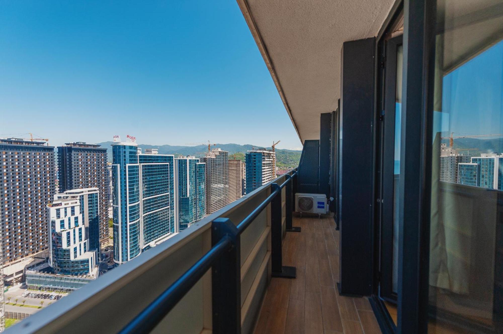 Orbi City Suite Μπατούμι Εξωτερικό φωτογραφία
