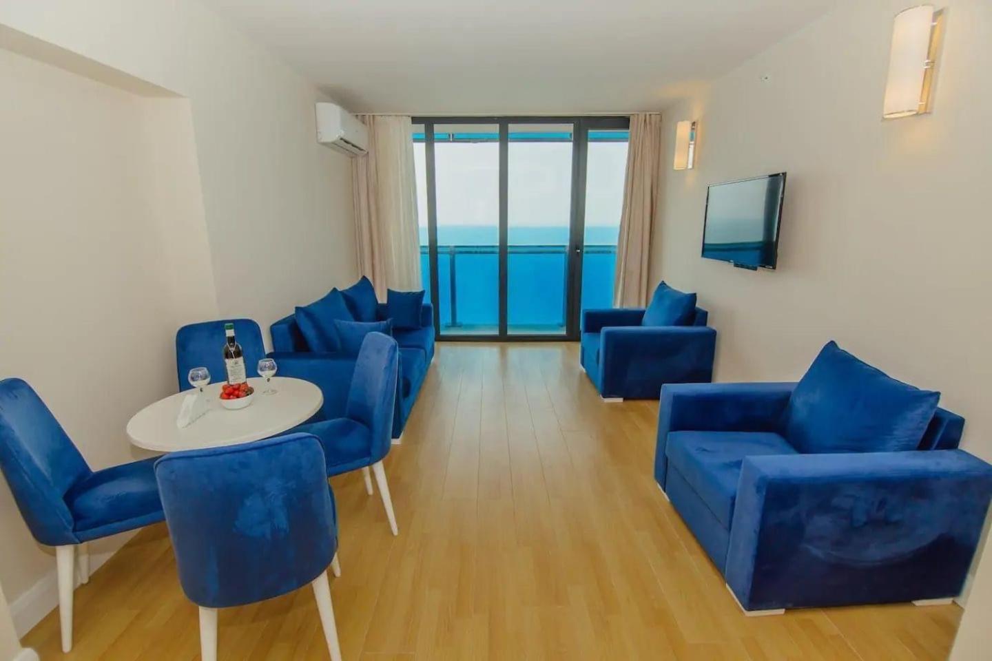 Orbi City Suite Μπατούμι Εξωτερικό φωτογραφία